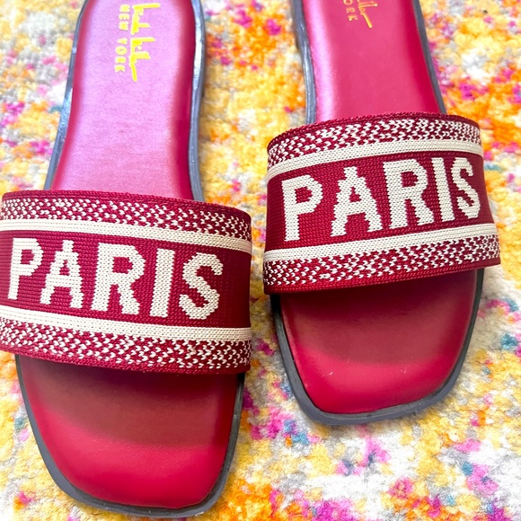 New Nicole Miller  París Knox Destination Flat Sandals - Picture 6 of 8